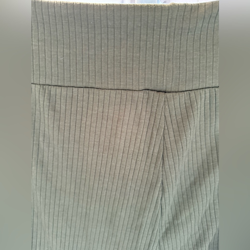 Arizona Jean co dark green soft‎ pants - Picture 5 of 6